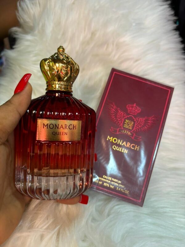 Monarch queen